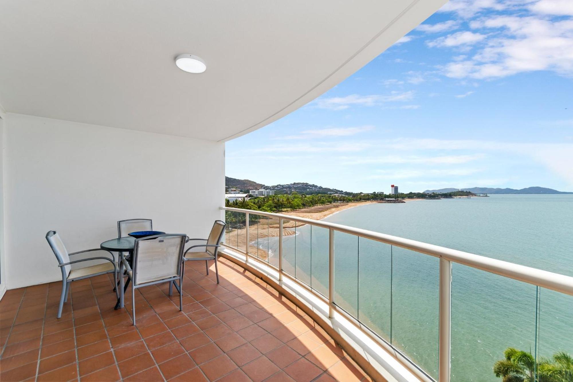 Mariners North Holiday Apartments Townsville Eksteriør bilde